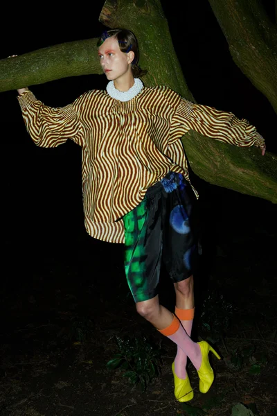 Look 32